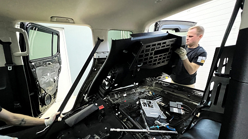 Разбор салона Танк 300