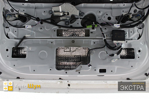 Виброизоляция крышки багажника Тойота РАВ4 ХА50